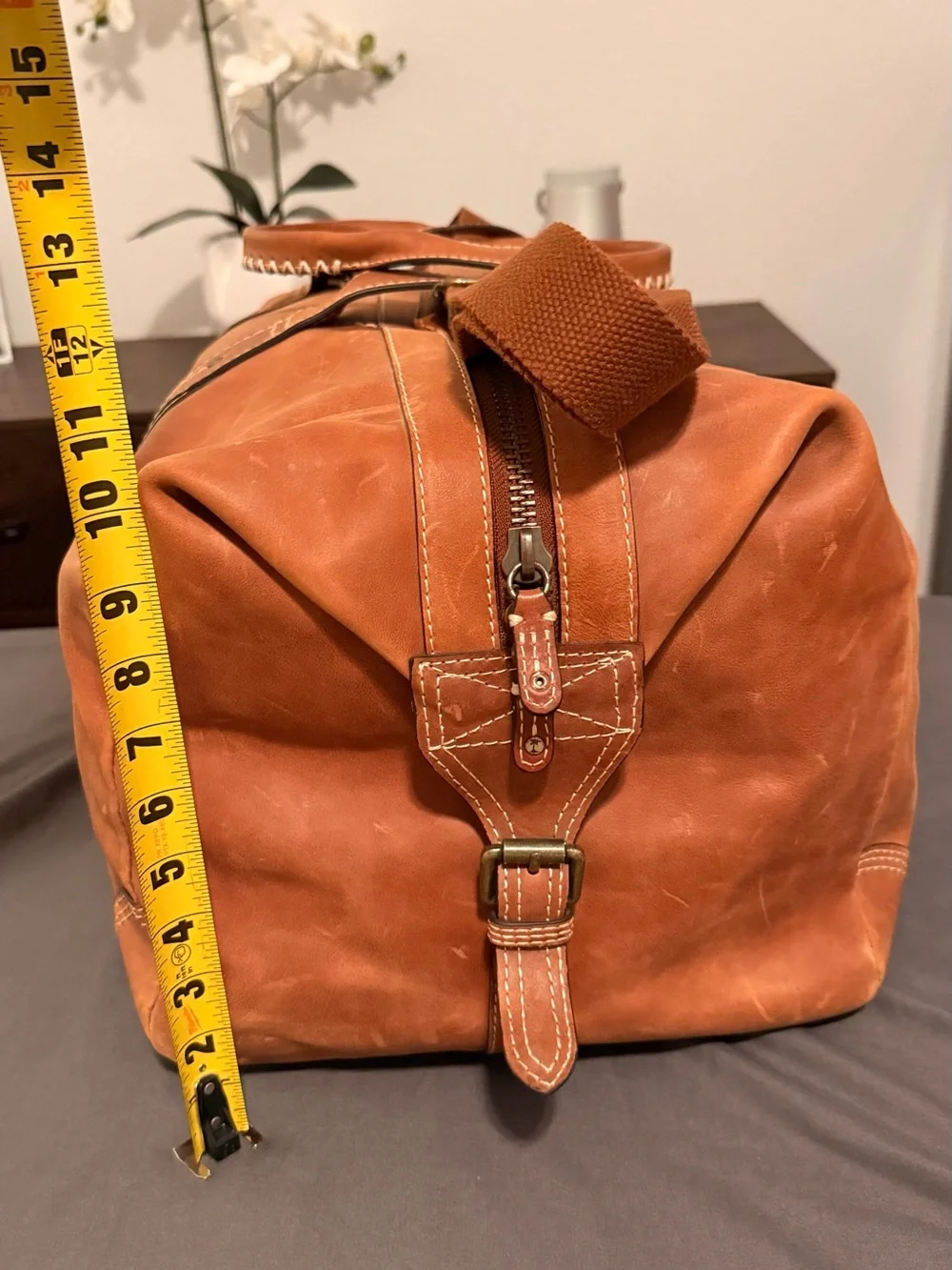 Tommy Bahama Tan/Brown Leather Travel Duffel